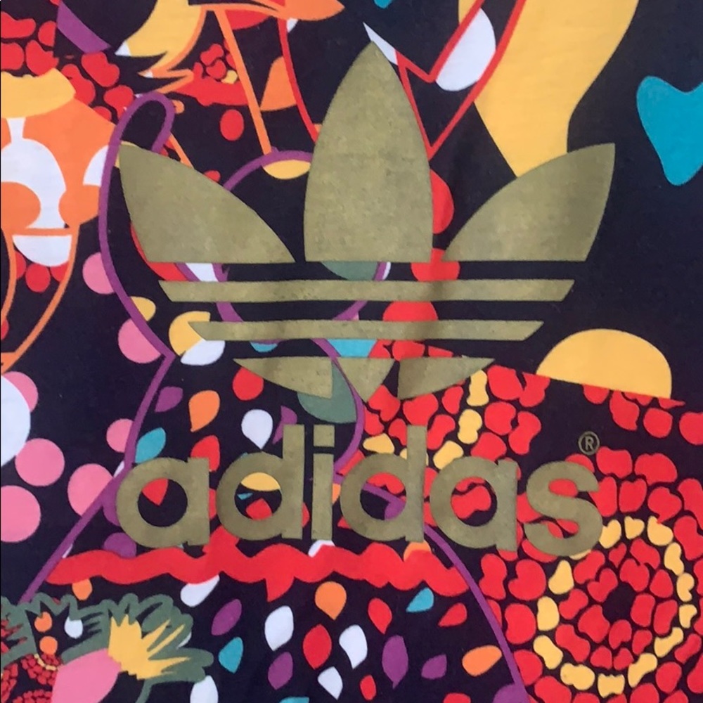 Adidas pattern tee - Picture 2 of 3